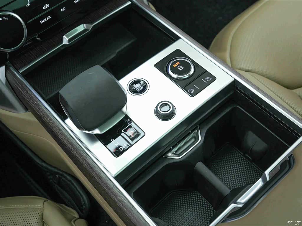 Land Rover Range Rover, 2023 10