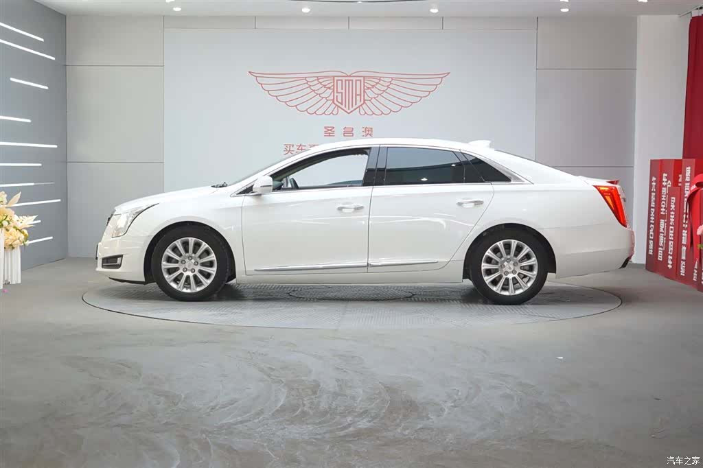 Cadillac XTS, 2017 2