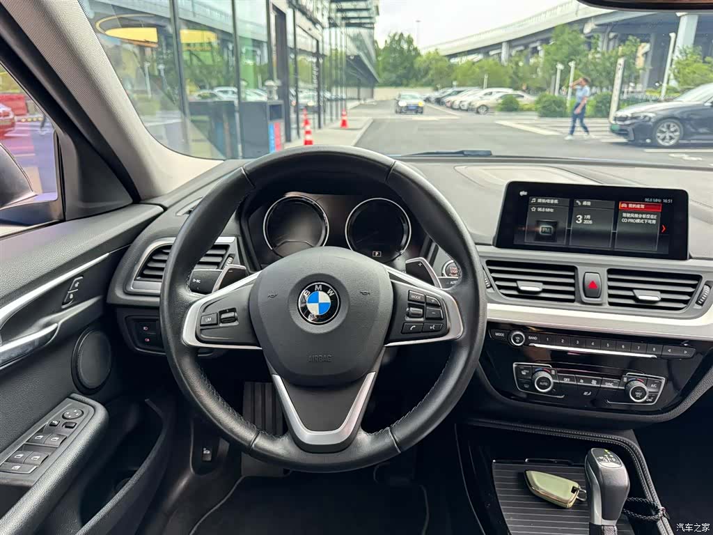 BMW 1 Series, 2019 9