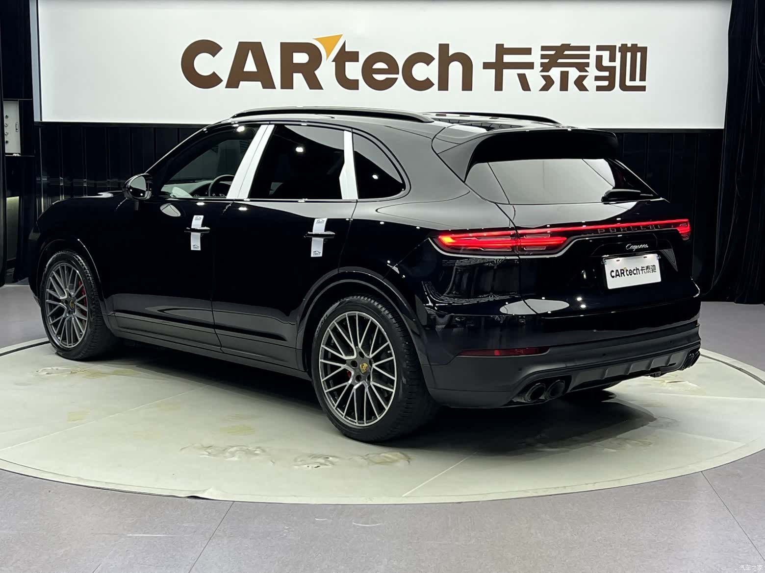 Porsche Cayenne, 2020 все фото