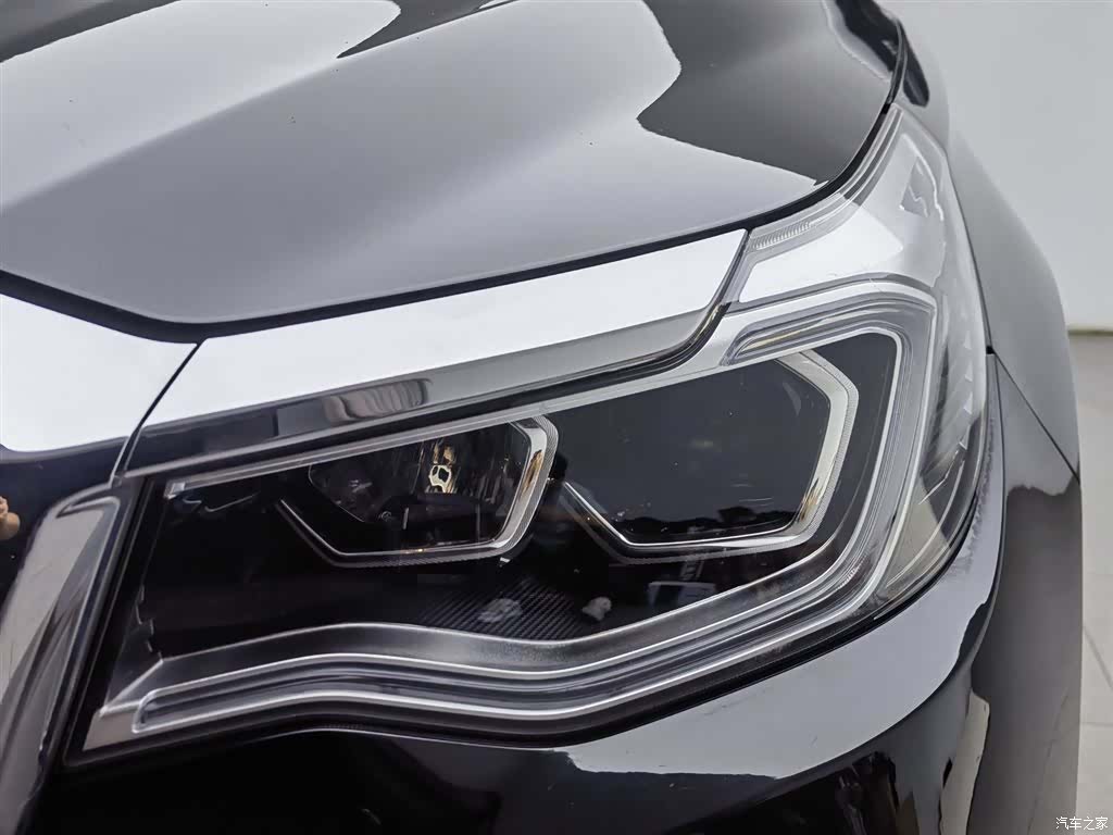 Hongqi HS7, 2019 7
