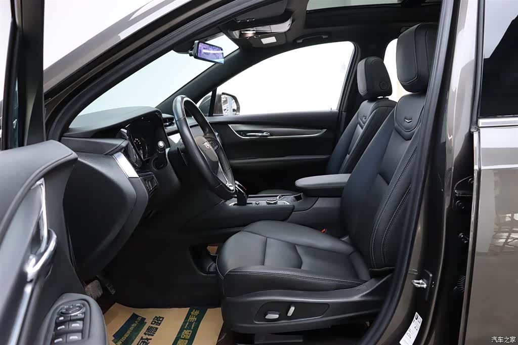 Cadillac XT6, 2022 11