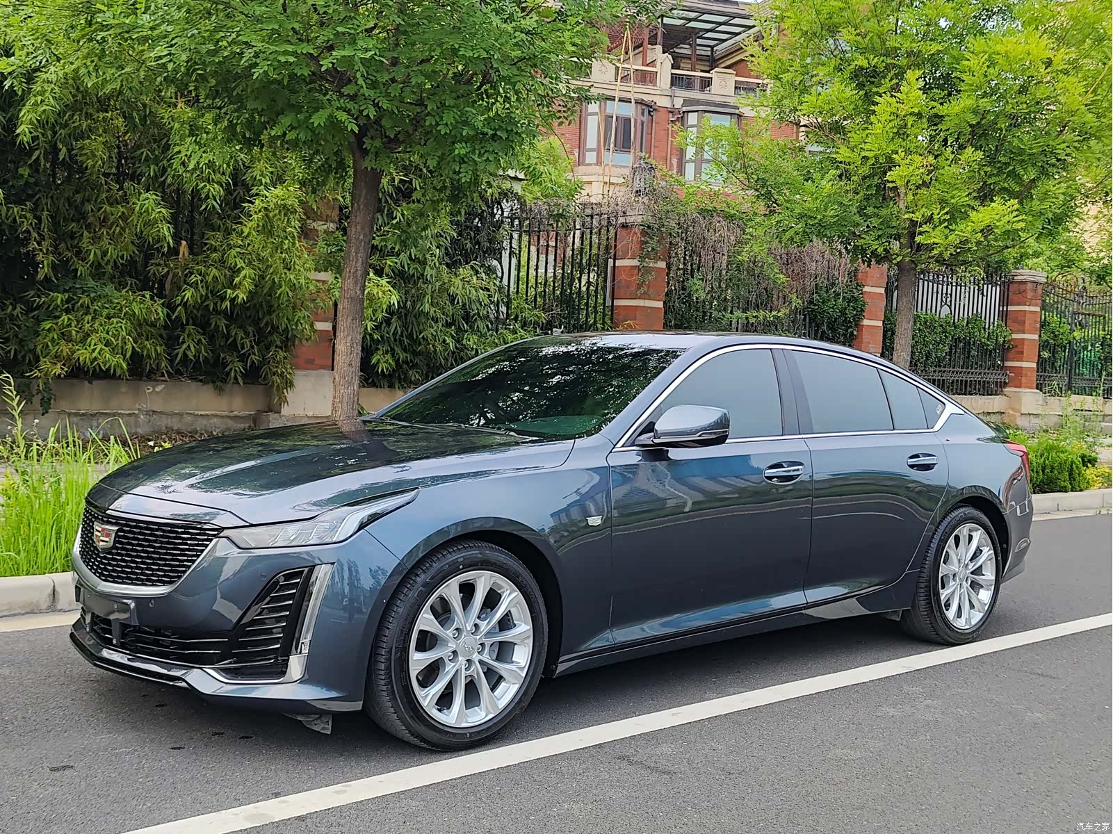 Cadillac CT5, 2022 1