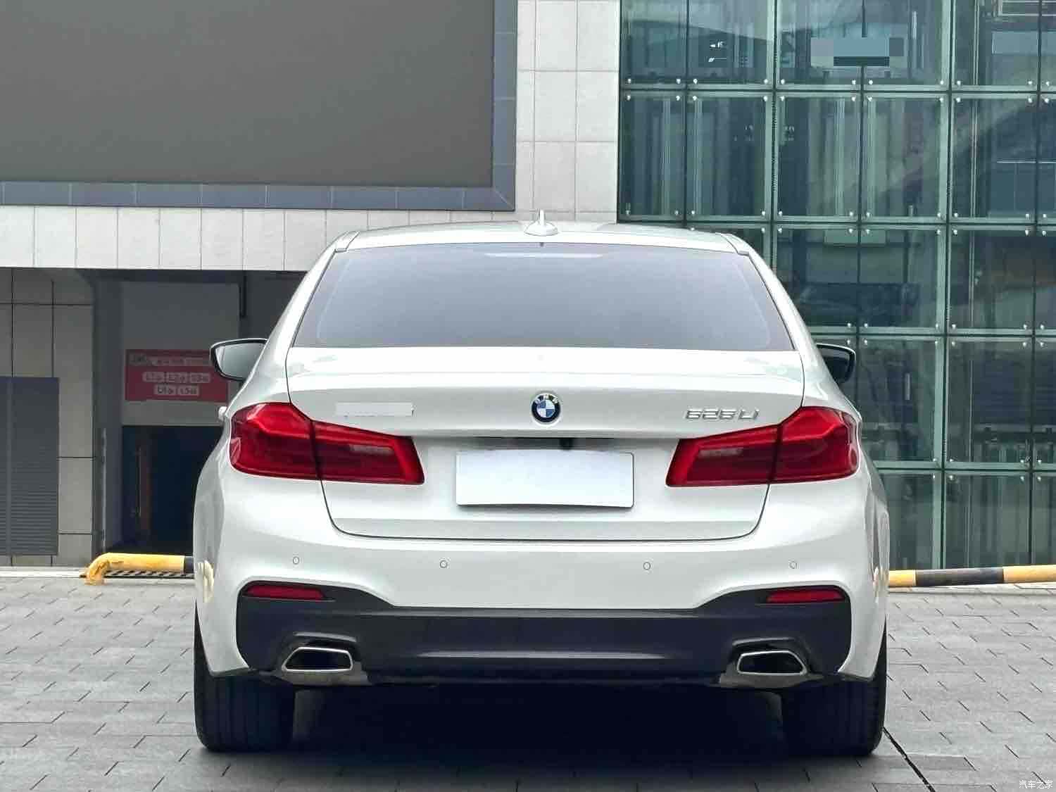 BMW 5 Series, 2019 все фото