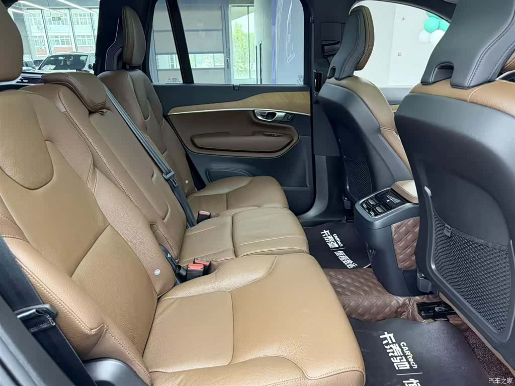 Volvo XC90, 2022 8