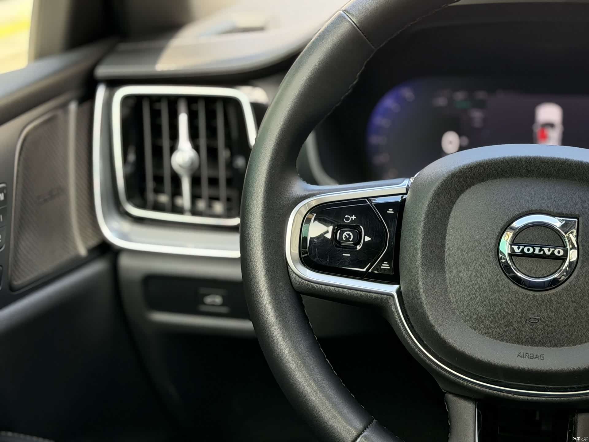 Volvo S60, 2024 8