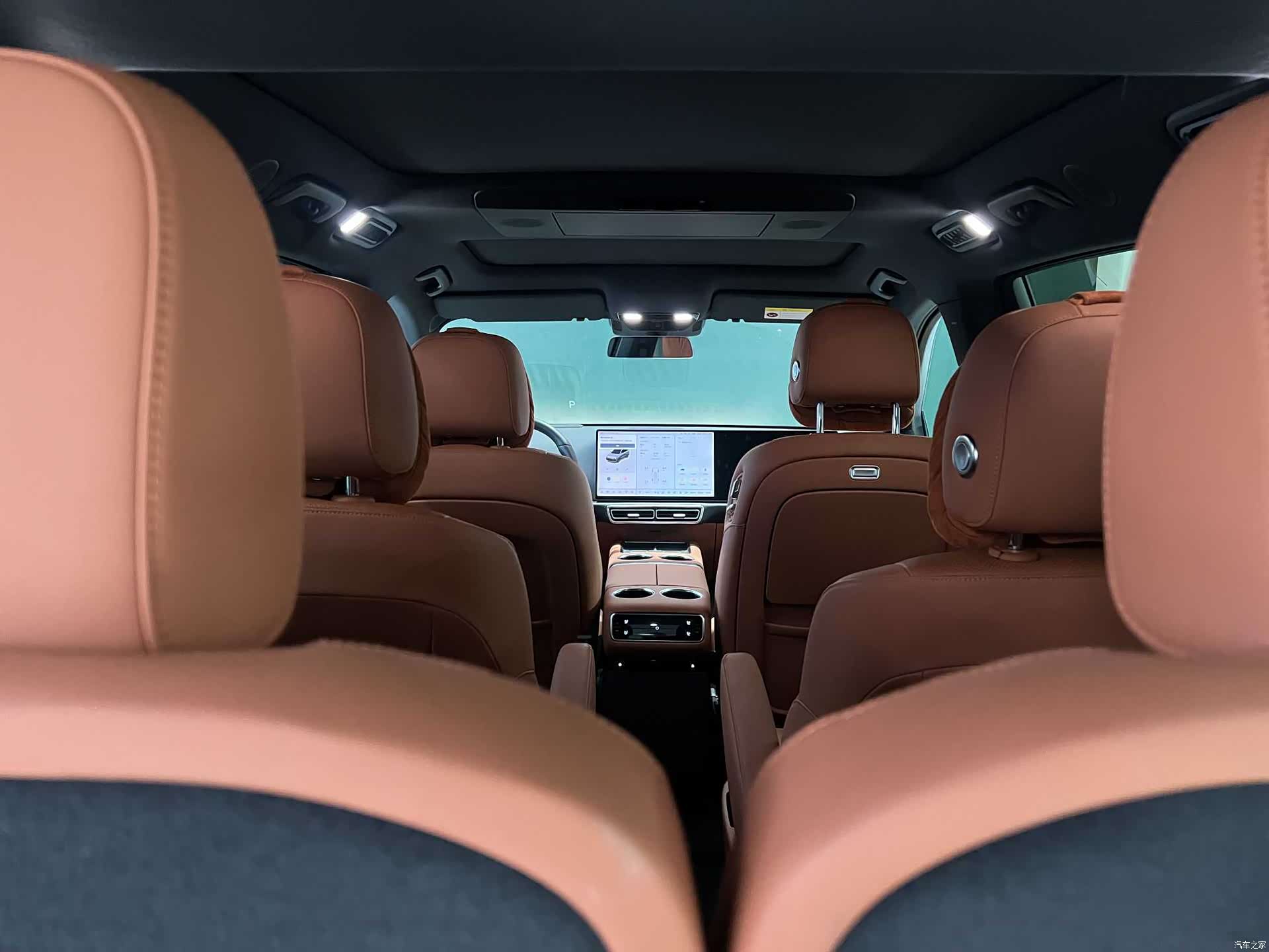 Li Auto L8, 2025 13