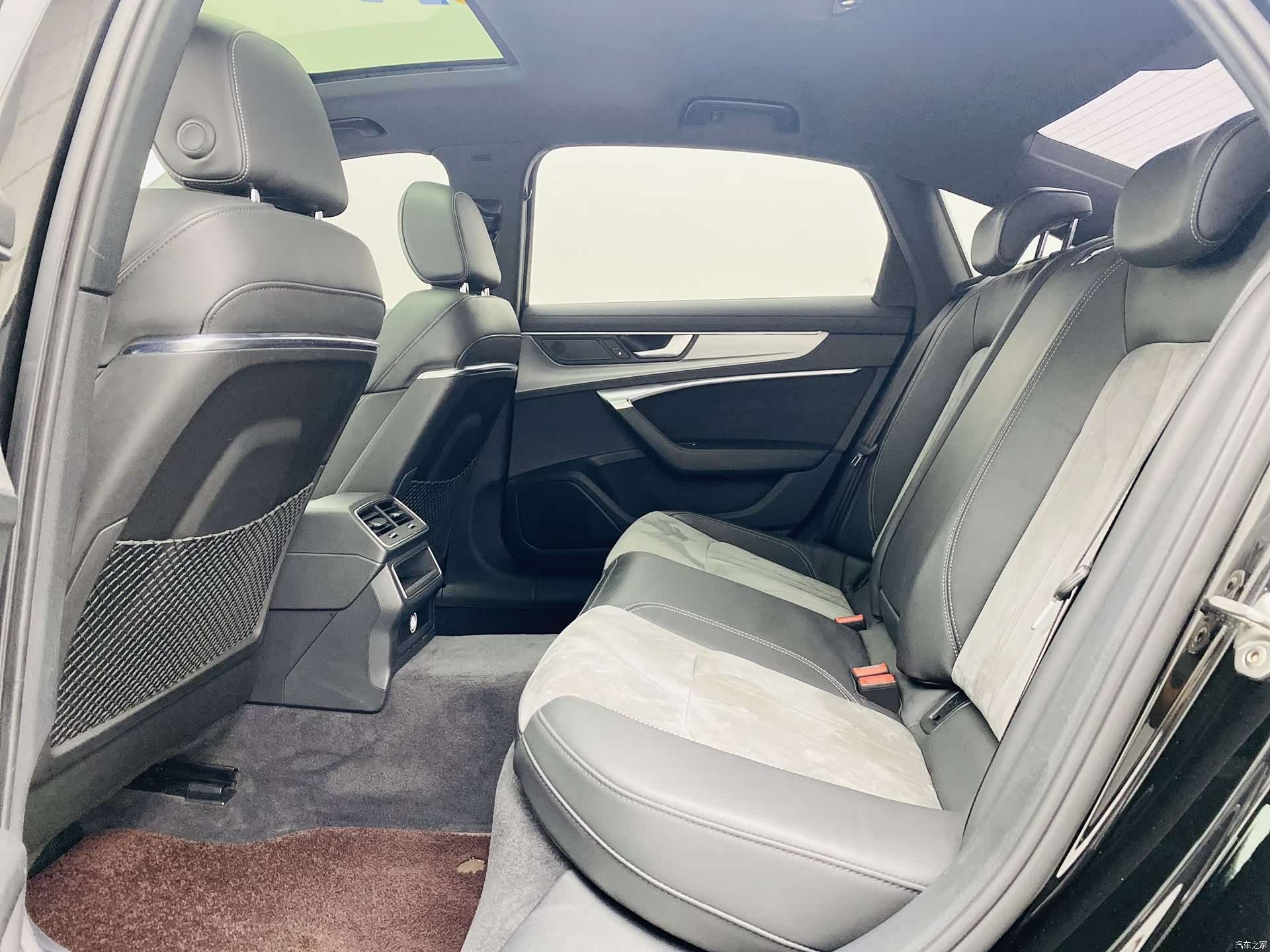 Audi A6L, 2019 16