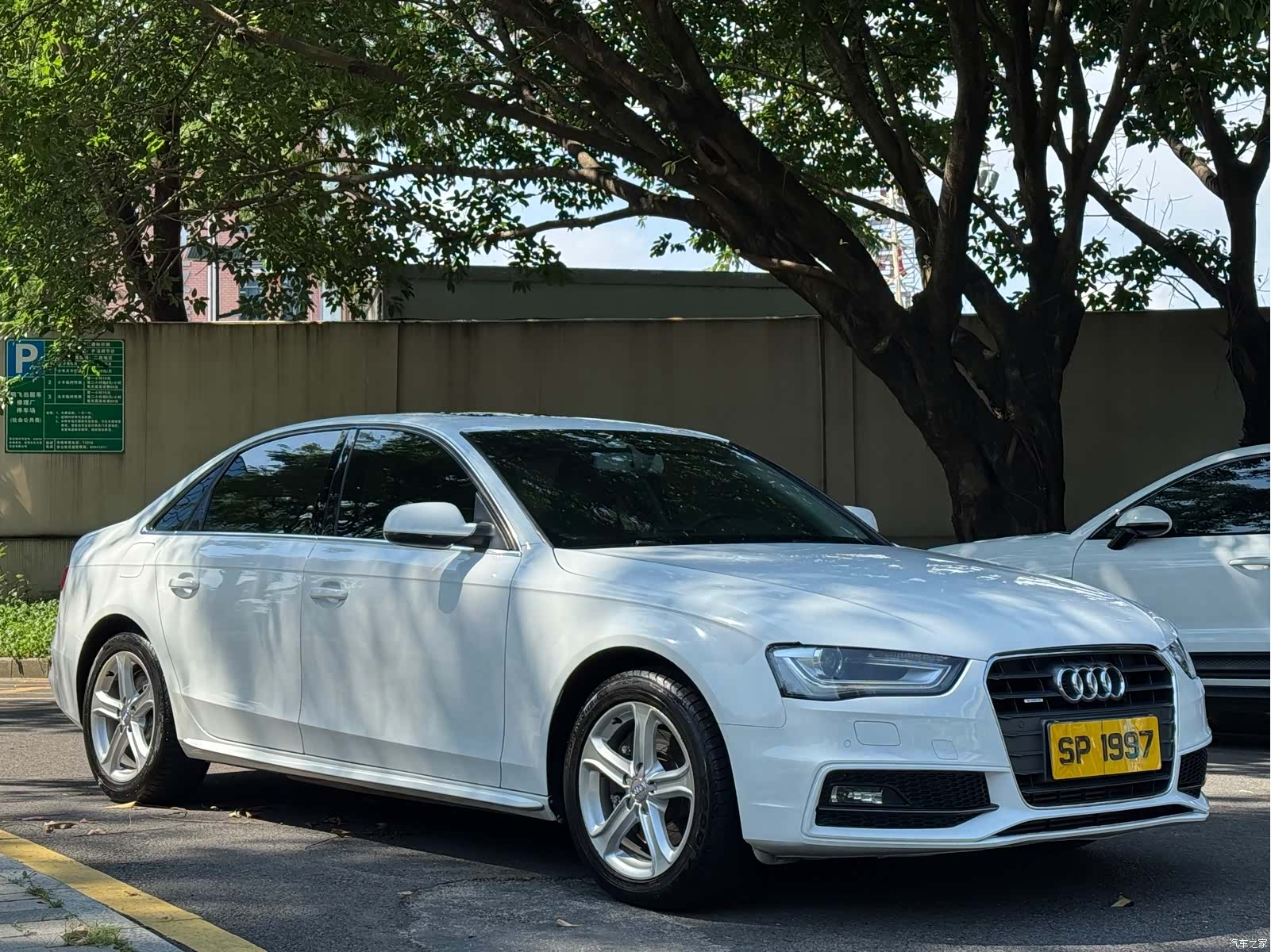 Audi A4L, 2014 3