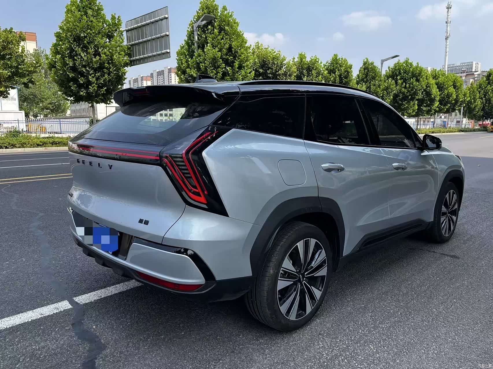 Geely Boyue, 2025 9