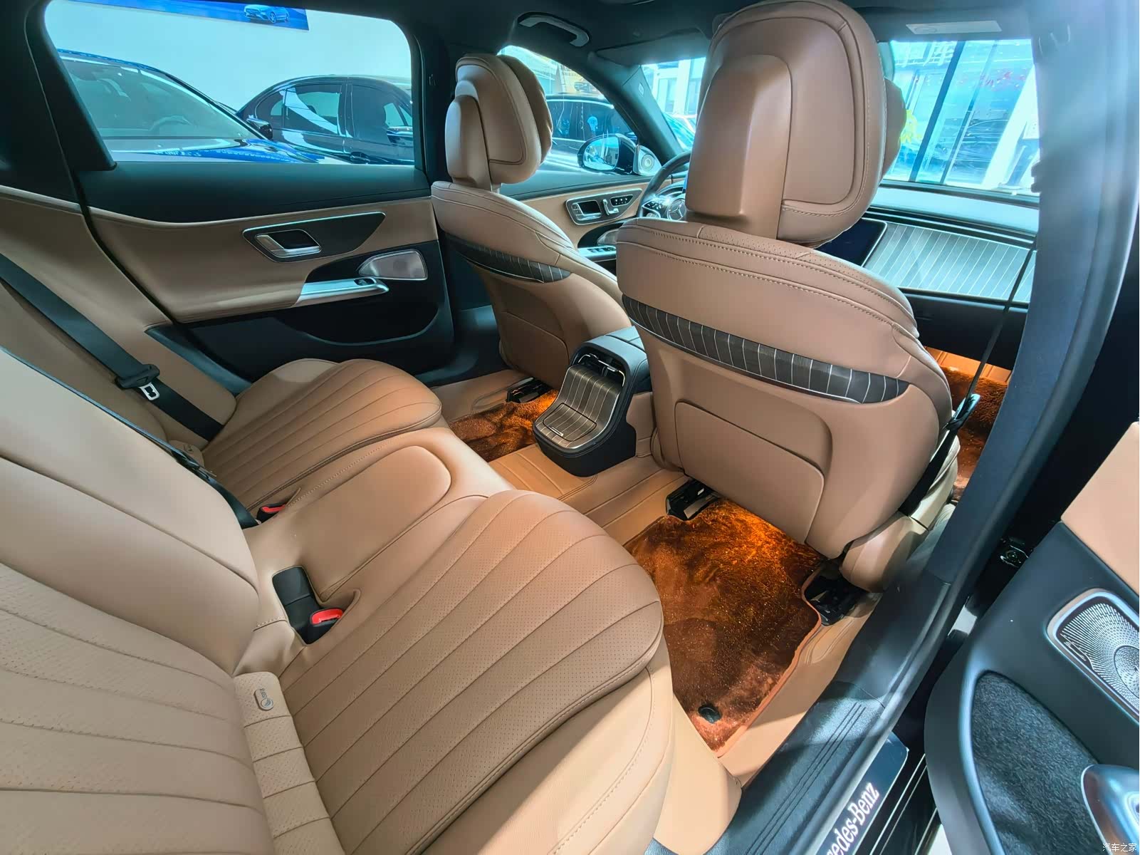 Mercedes-Benz E-Class, 2025 9