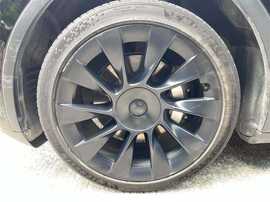 Tesla Model Y, 2022 9