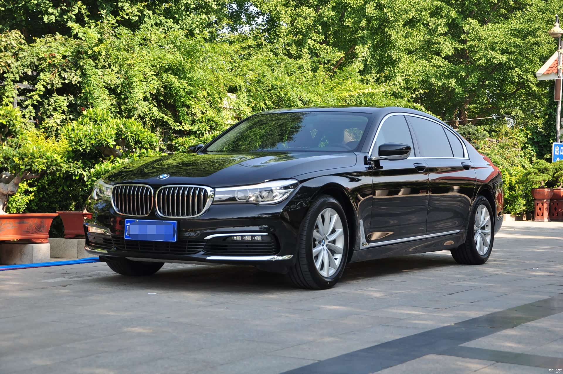 BMW 7 Series, 2016 1