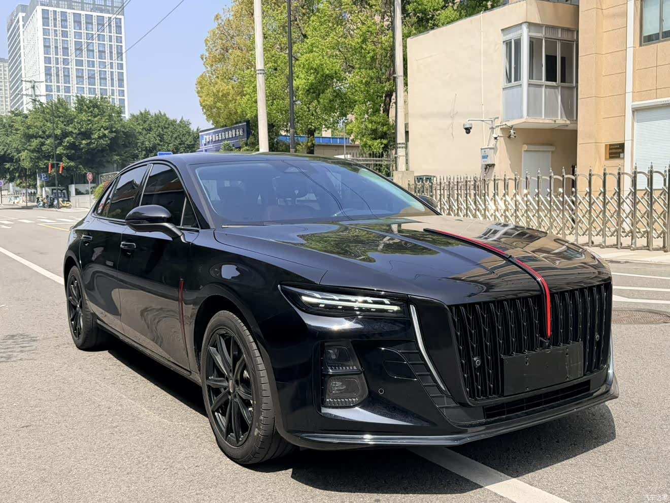 Hongqi H5, 2025 3