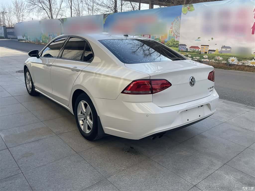 Volkswagen Lamando, 2018 10