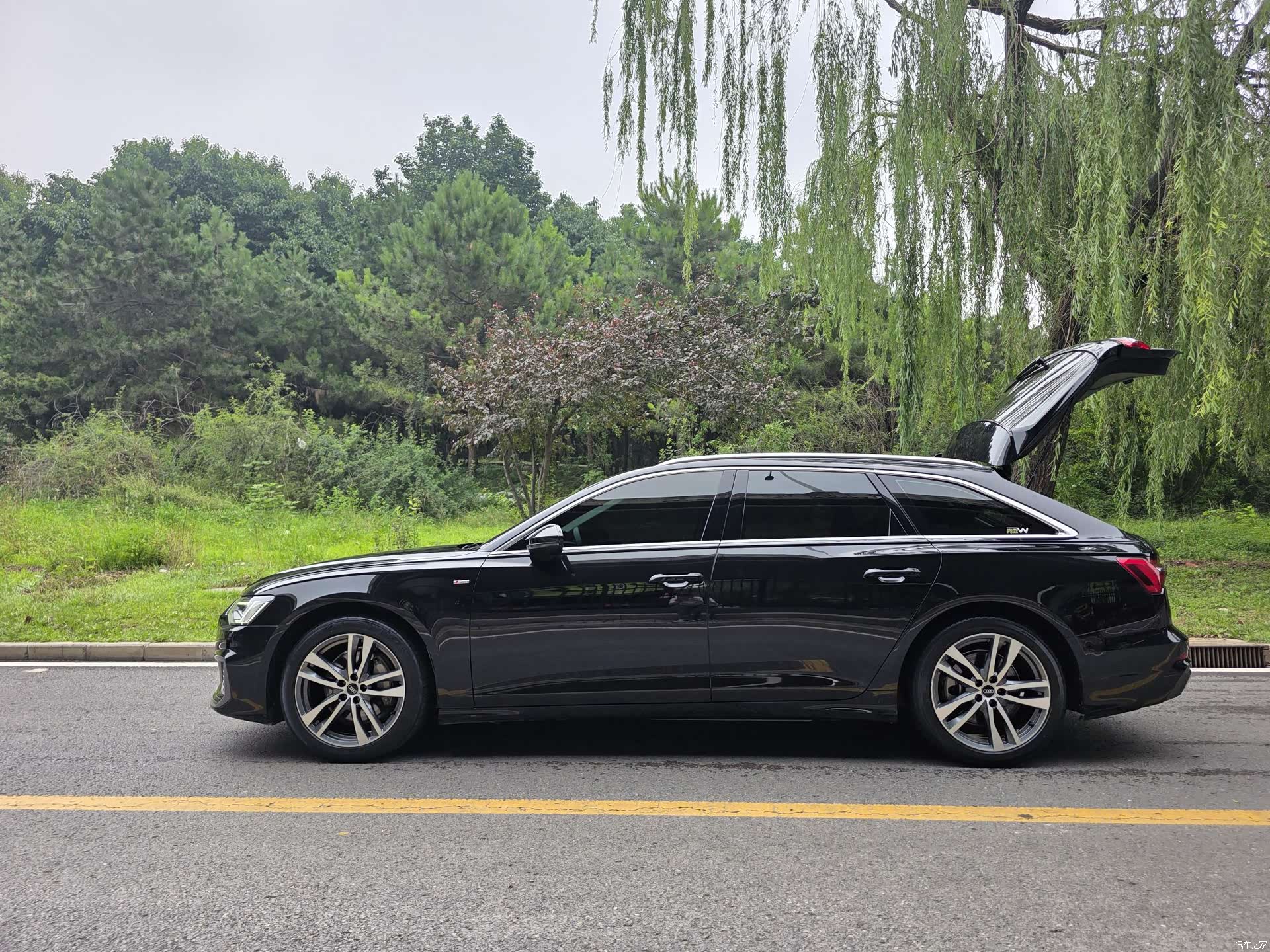 Audi A6, 2021 25
