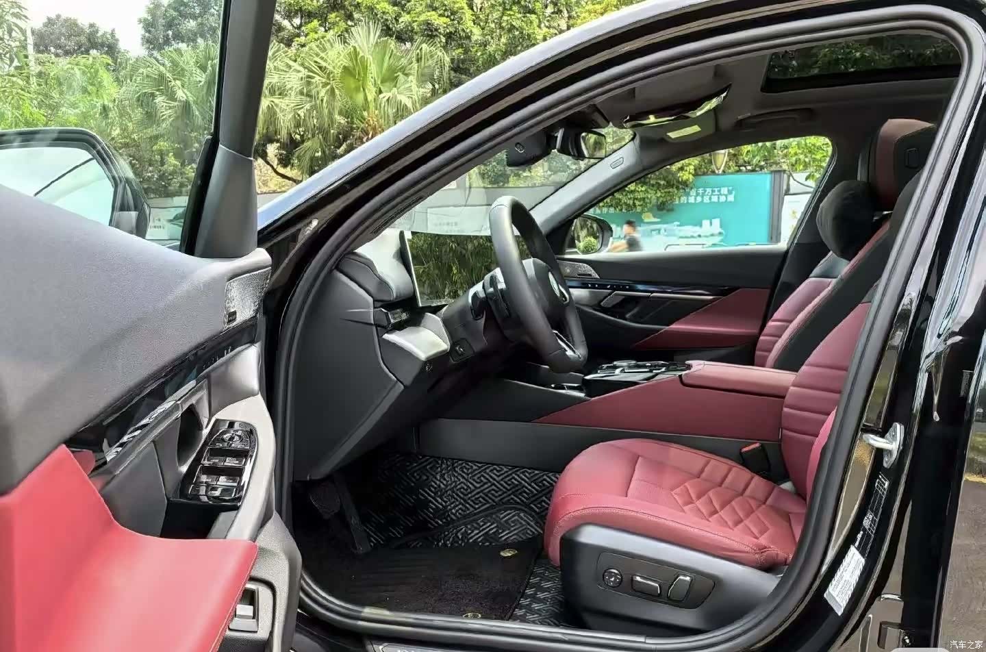 BMW 5 Series, 1900 4