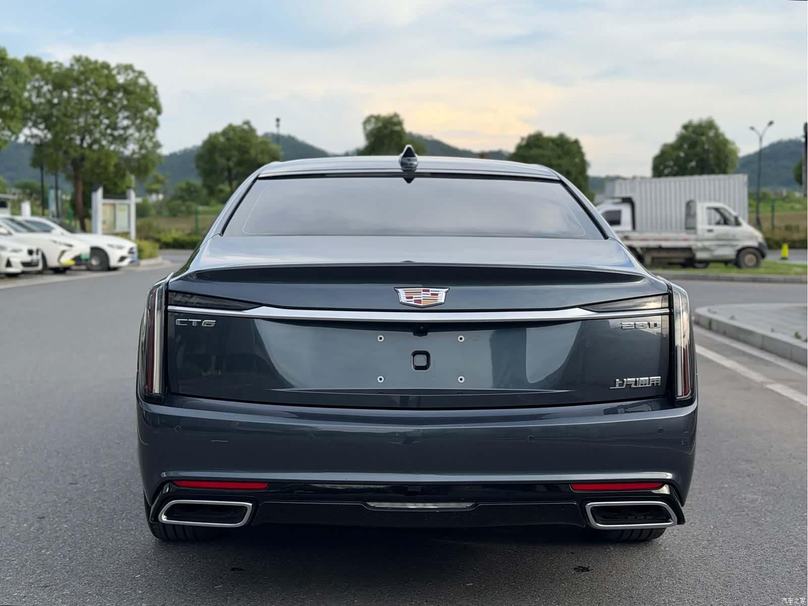 Cadillac CT6, 2023 14