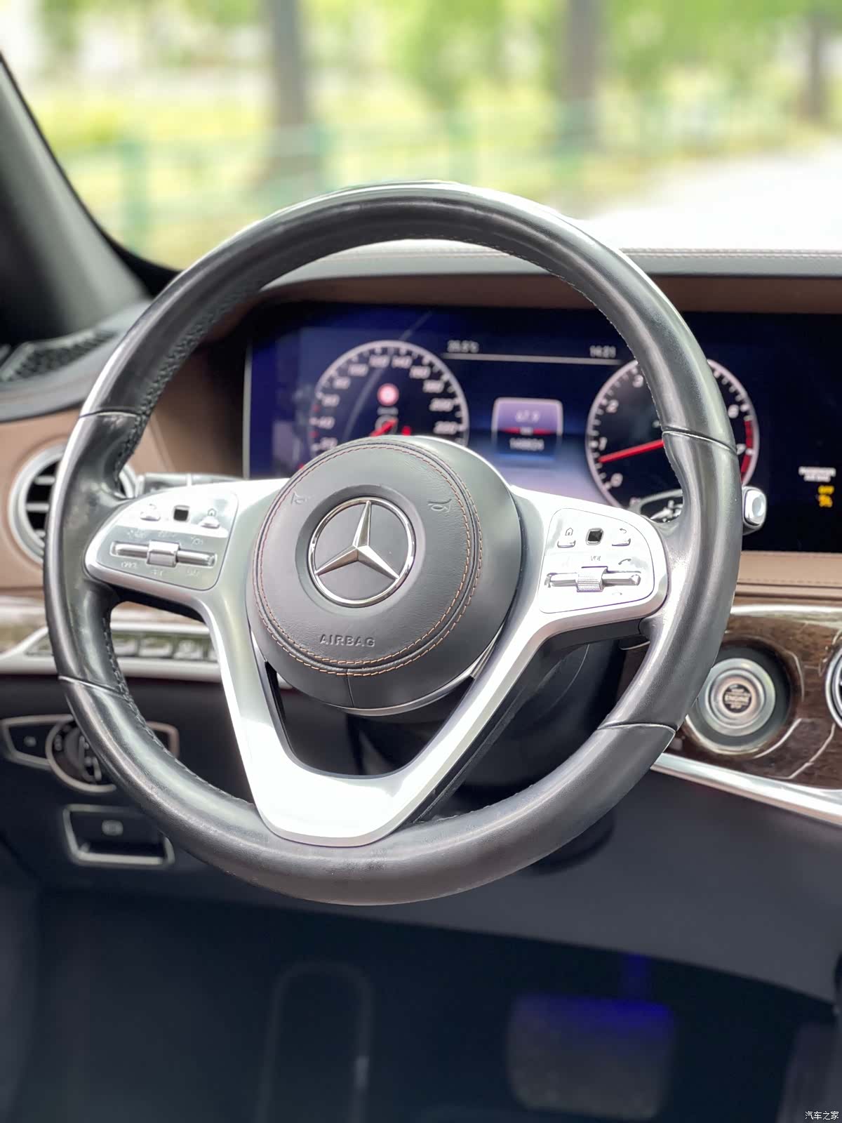 Mercedes-Benz S-Class, 2017 16