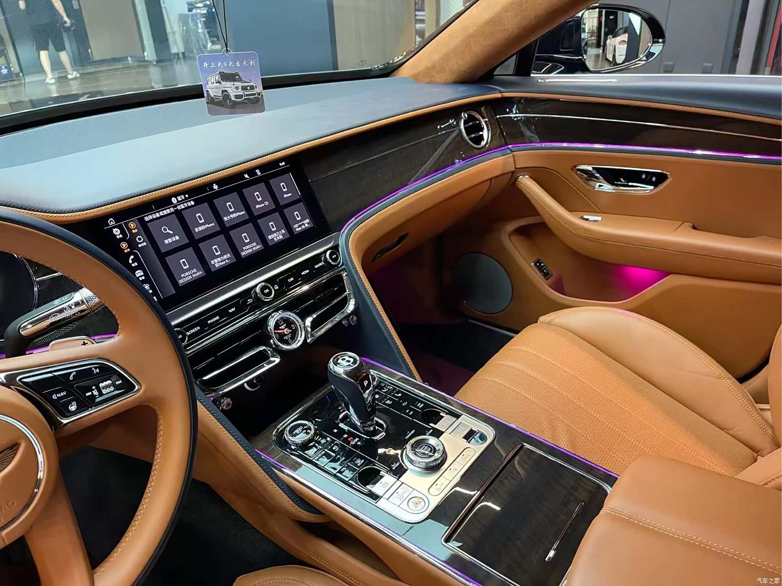 Bentley Flying Spur, 2022 8