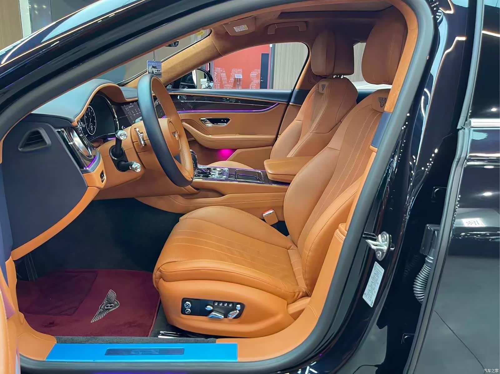 Bentley Flying Spur, 2022 4