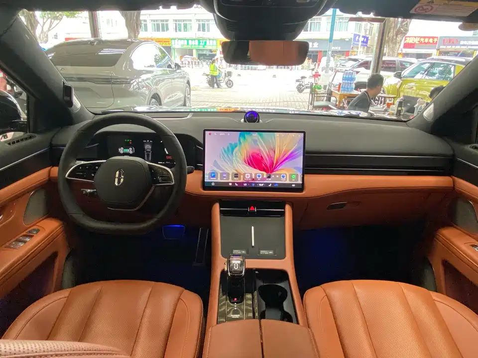 AITO Ask the world M7