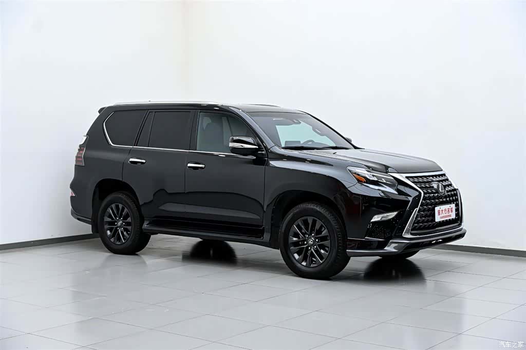 Lexus GX, 2024 4