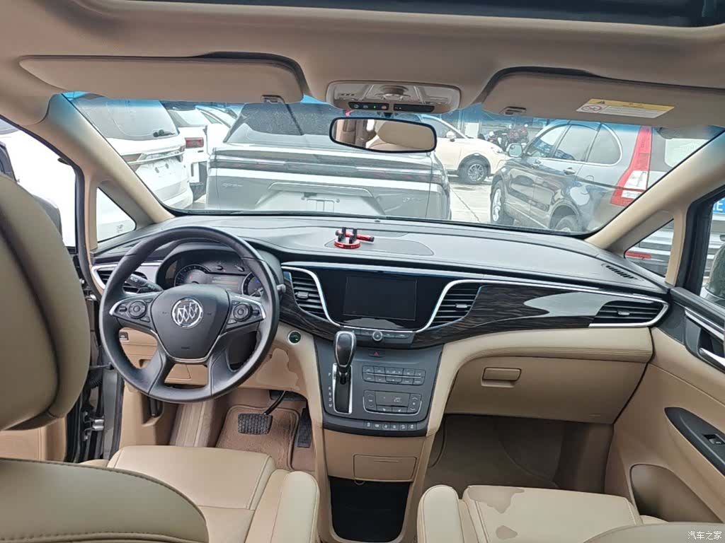 Buick GL8, 2019 6