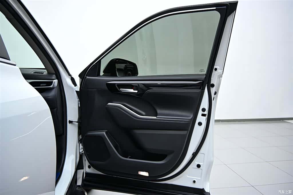 Toyota Highlander, 2023 20