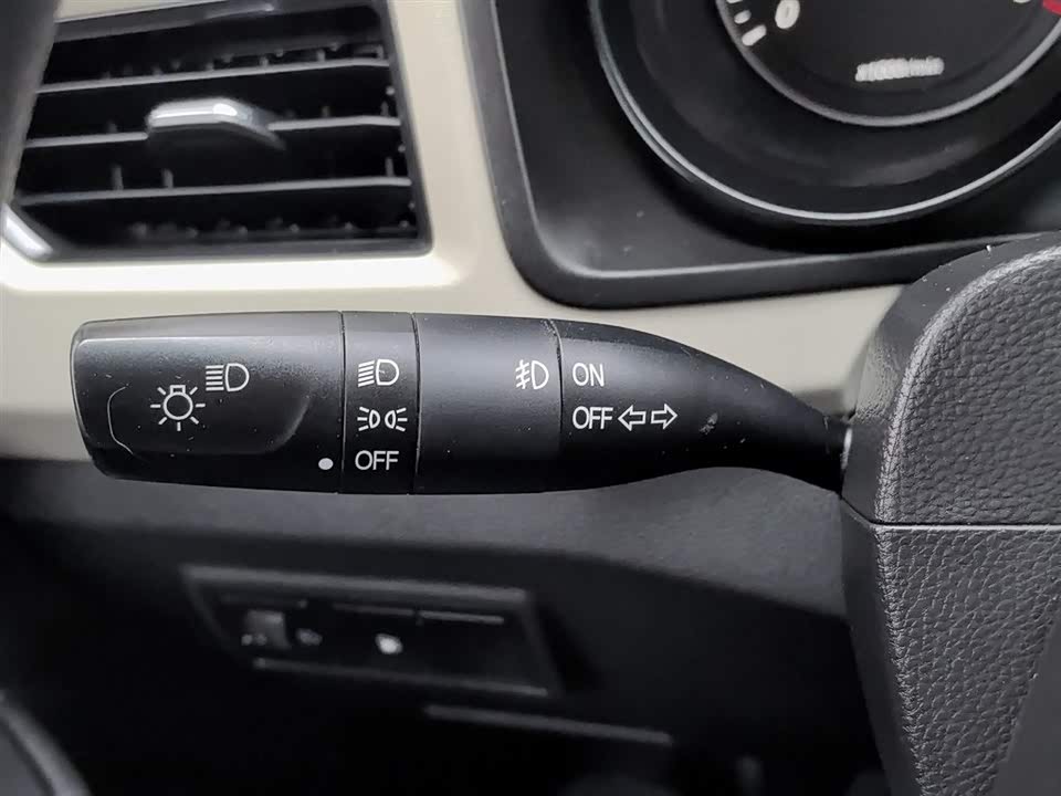 Wuling Wuling Hongguang PLUS