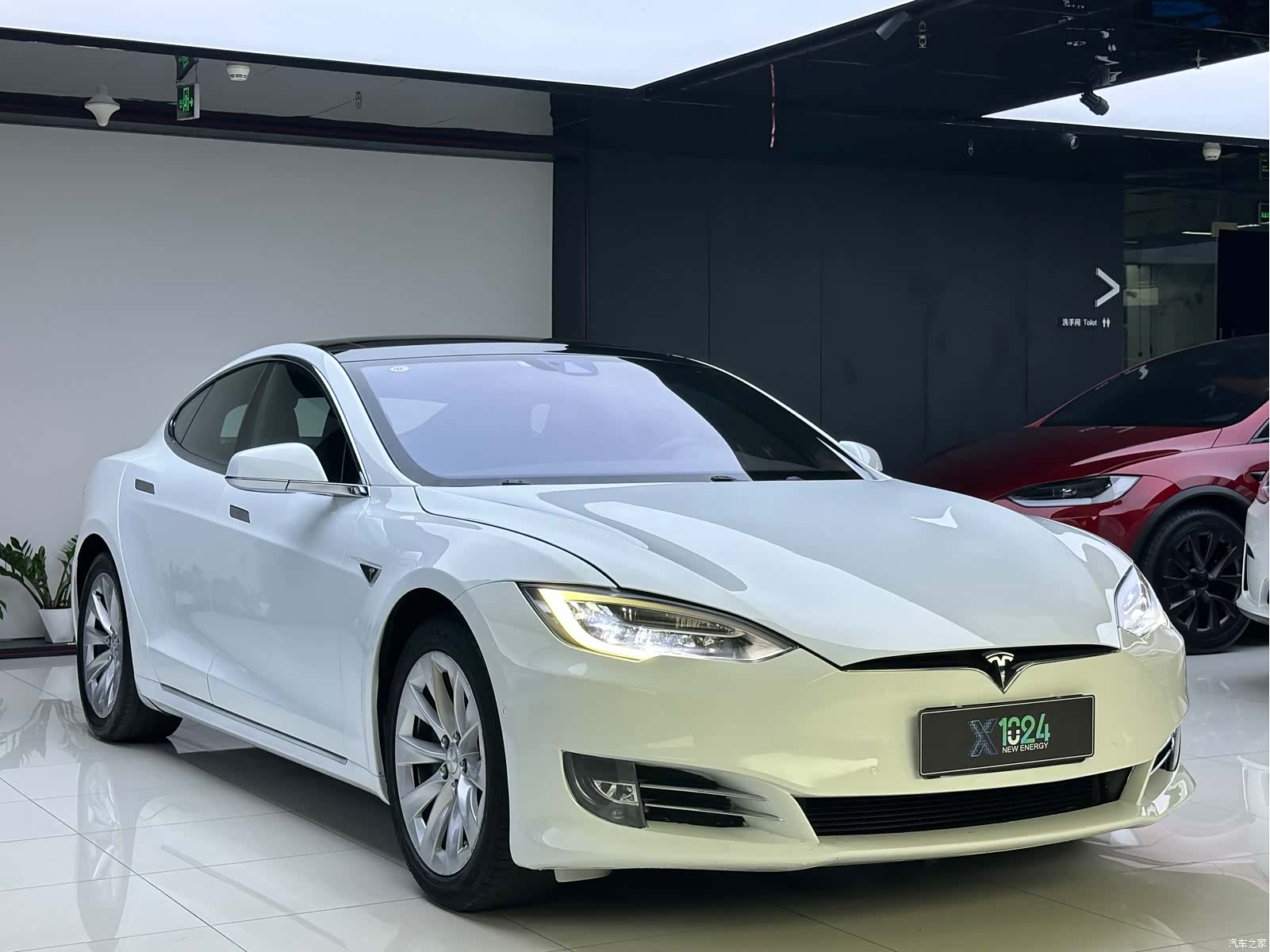 Tesla Model S, 2016 3
