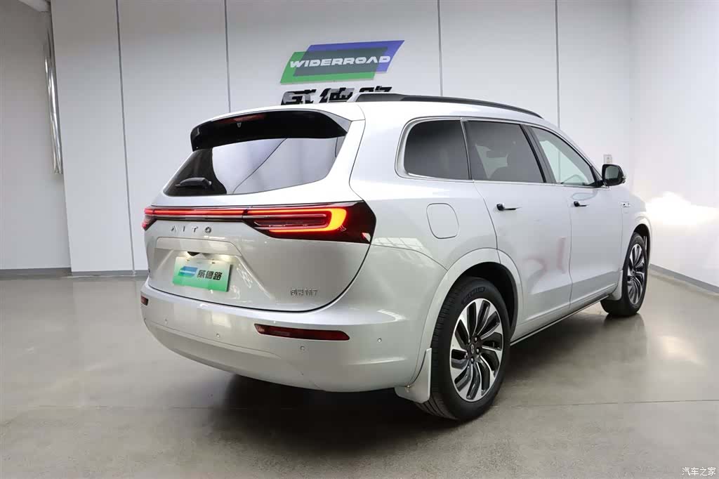 AITO M7, 2024 3
