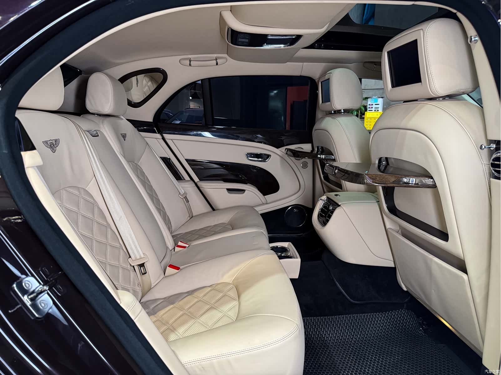 Bentley Mulsanne, 2014 26