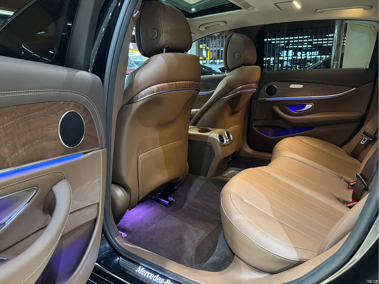 Mercedes-Benz E-Class, 2019 7