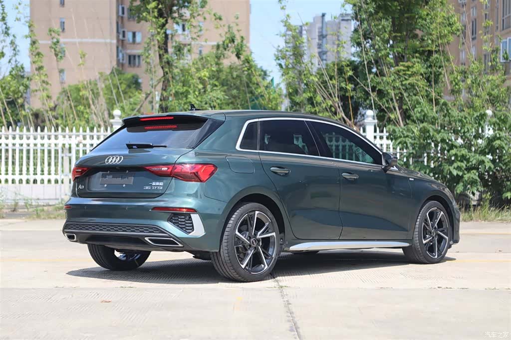Audi A3, 2022 все фото