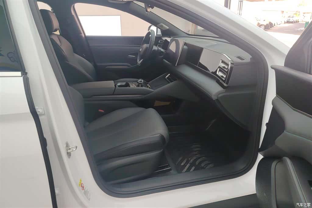 BYD Qin, 2024 8