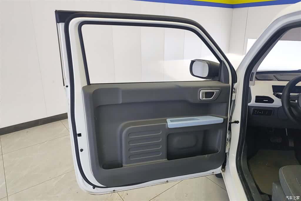 Geely Panda, 2025 7