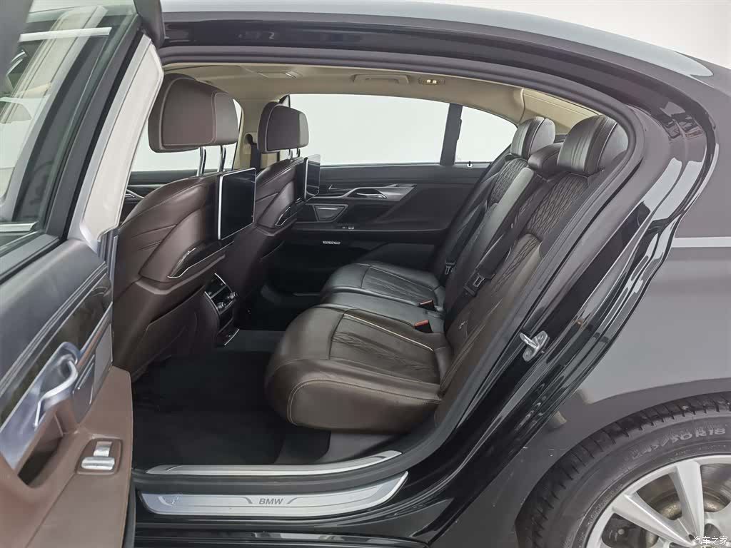 BMW 7 Series, 2017 15