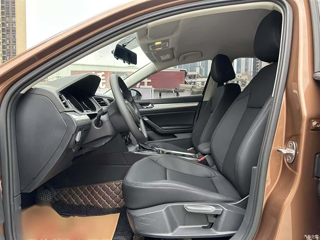 Volkswagen Lamando, 2018 15