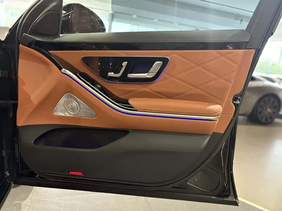 Mercedes-Benz Maybach S-class