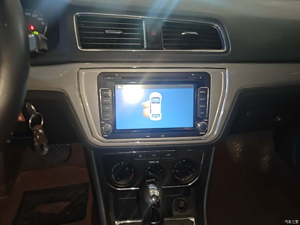 Volkswagen Lavida, 2016 13