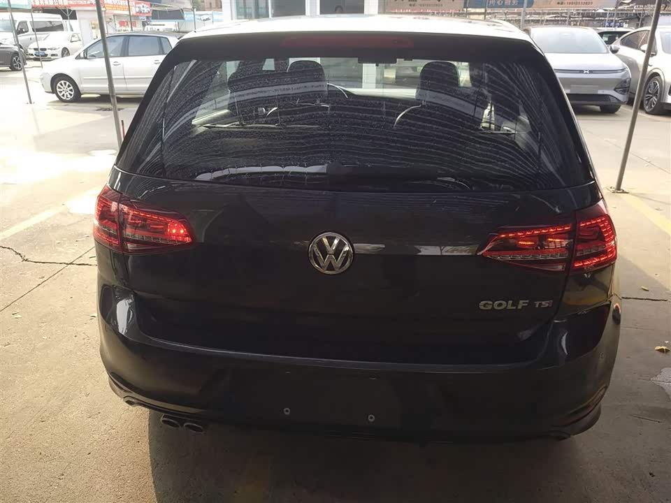 Volkswagen golf