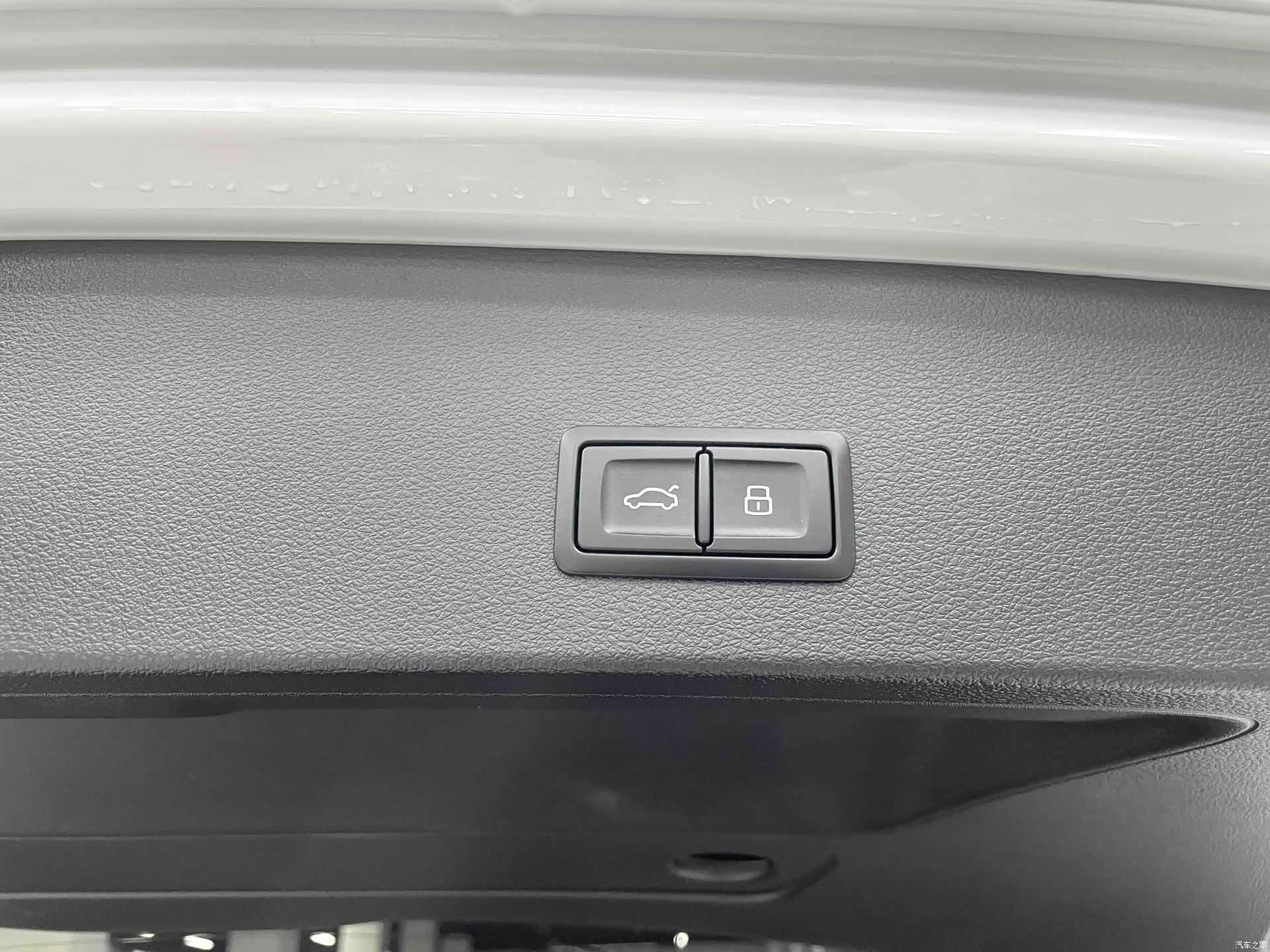 Audi Q2L, 2023 18