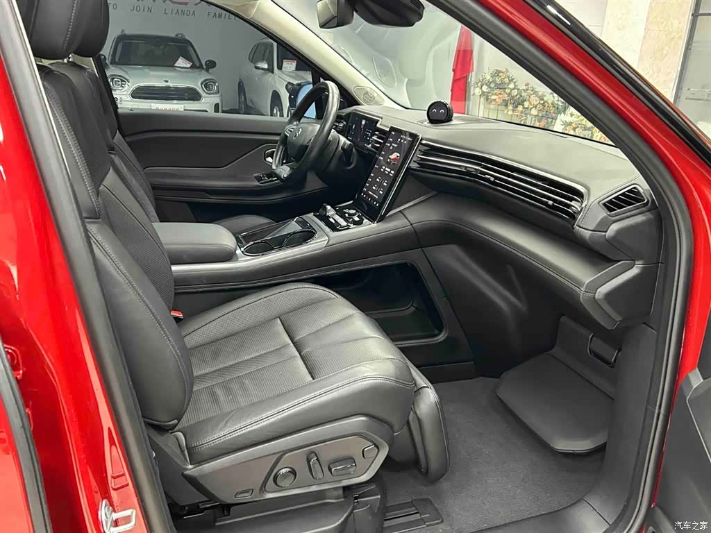 NIO ES8, 2019 14