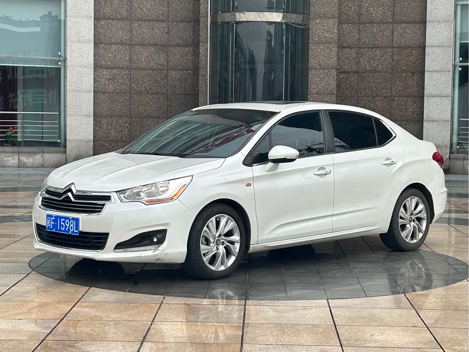 Citroen C4, 2015 1