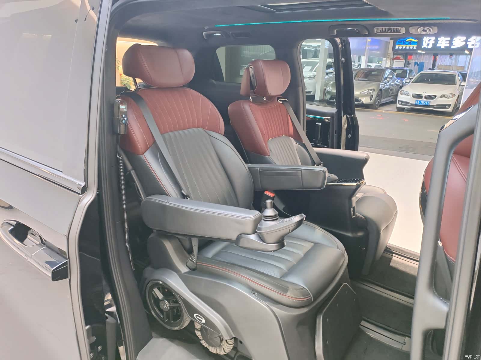 Trumpchi E9, 2026 12