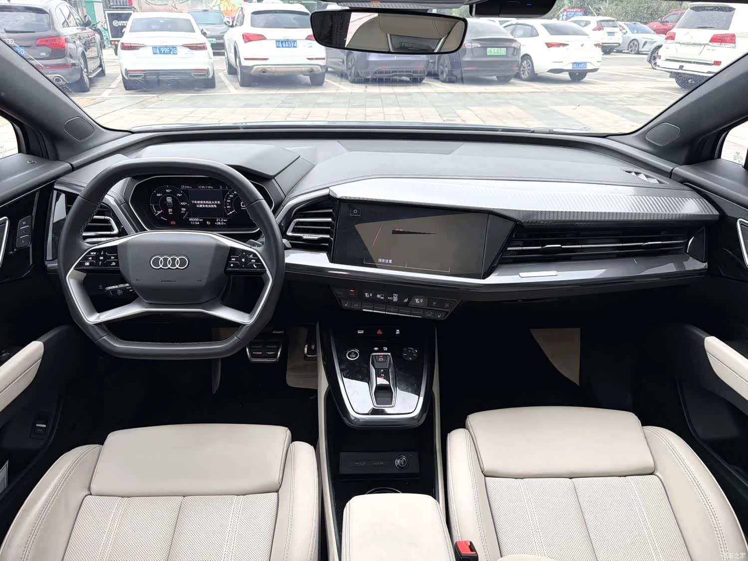 Audi Q4 e-tron, 2022 6
