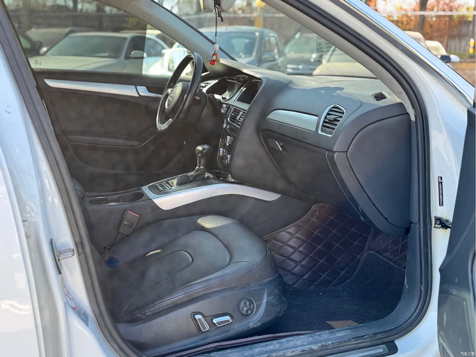 Audi A4L, 2014 все фото