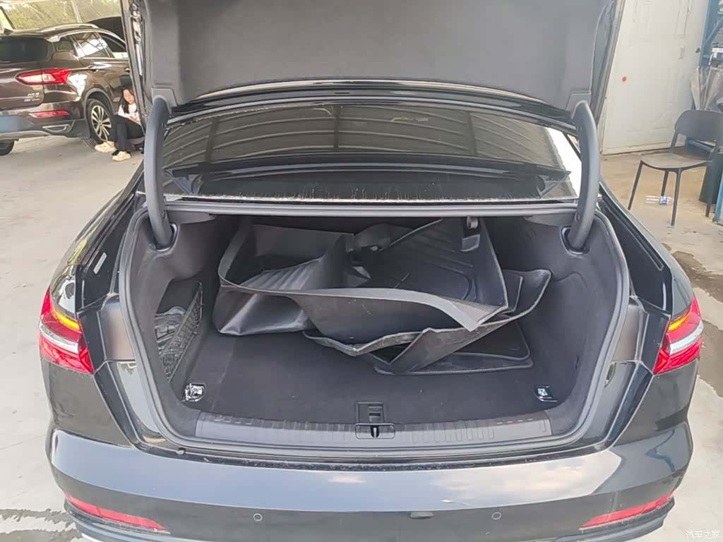 Audi A6L, 2022 19
