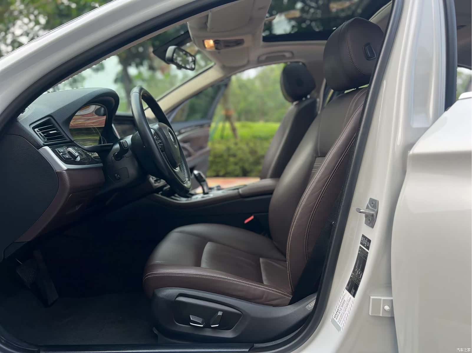 BMW 5 Series, 2014 все фото